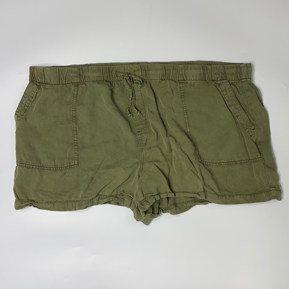 Gap Lyocell Green Shorts XXL